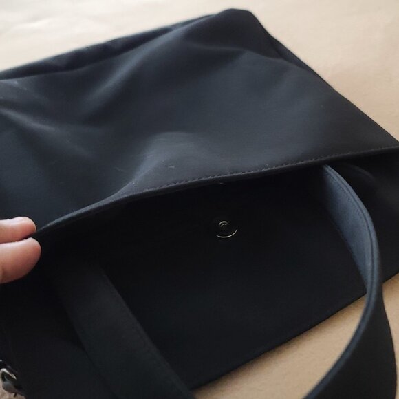 Vintage Hobo International Flight Path Black Nylon Front Flap Crossbody Bag - Picture 11 of 16